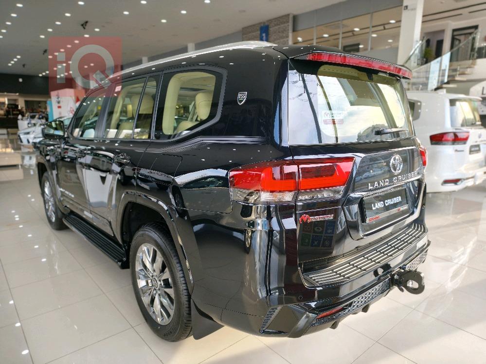 تويوتا لاندكروزر